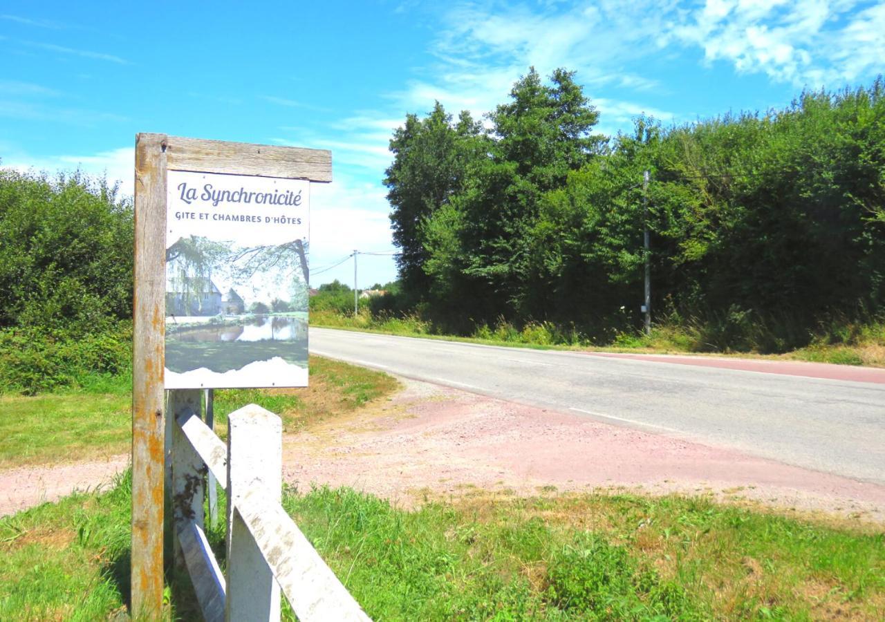 La Synchronicite - Chambres D'Hotes Saint-Sauveur-Villages Εξωτερικό φωτογραφία