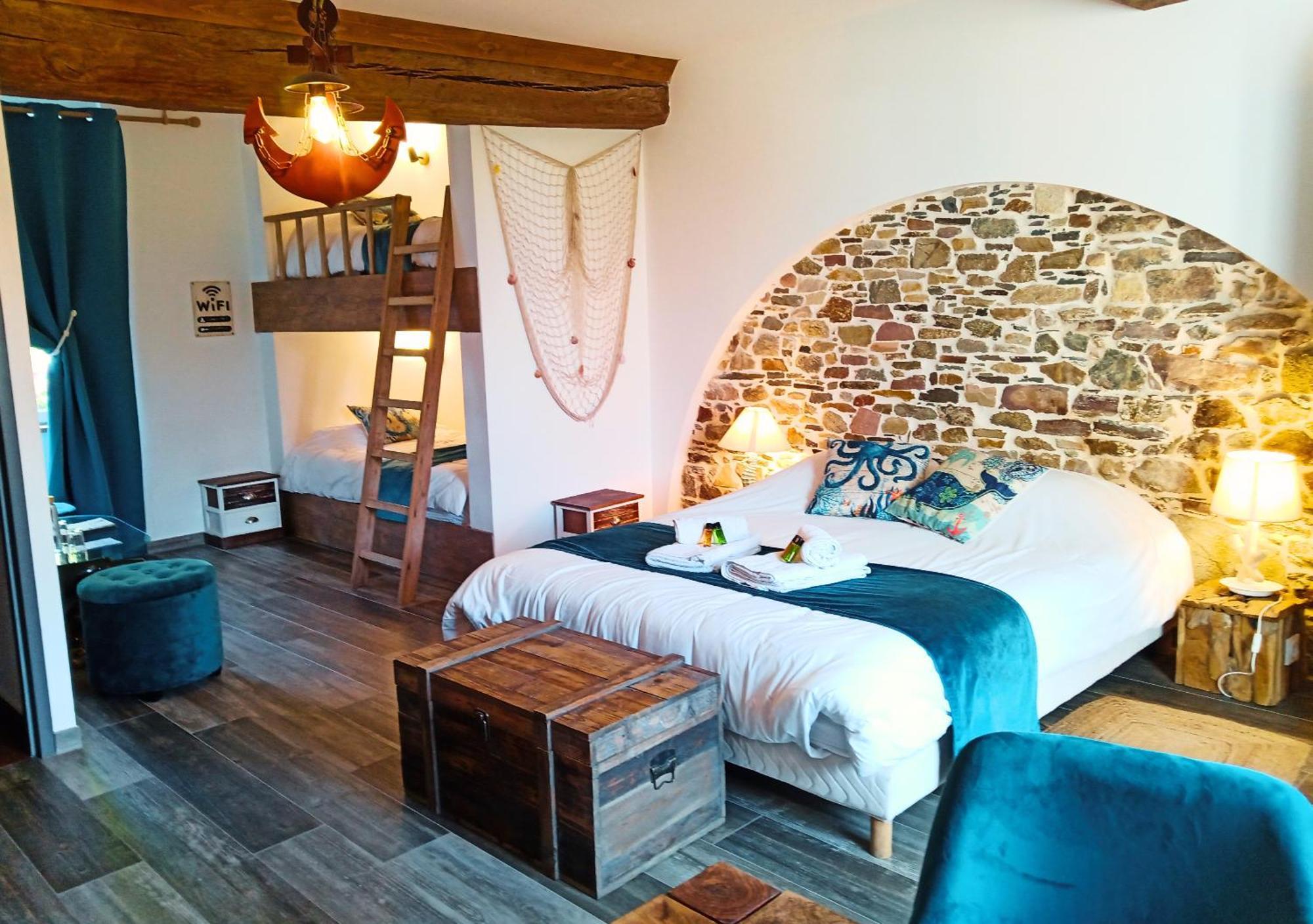 La Synchronicite - Chambres D'Hotes Saint-Sauveur-Villages Εξωτερικό φωτογραφία