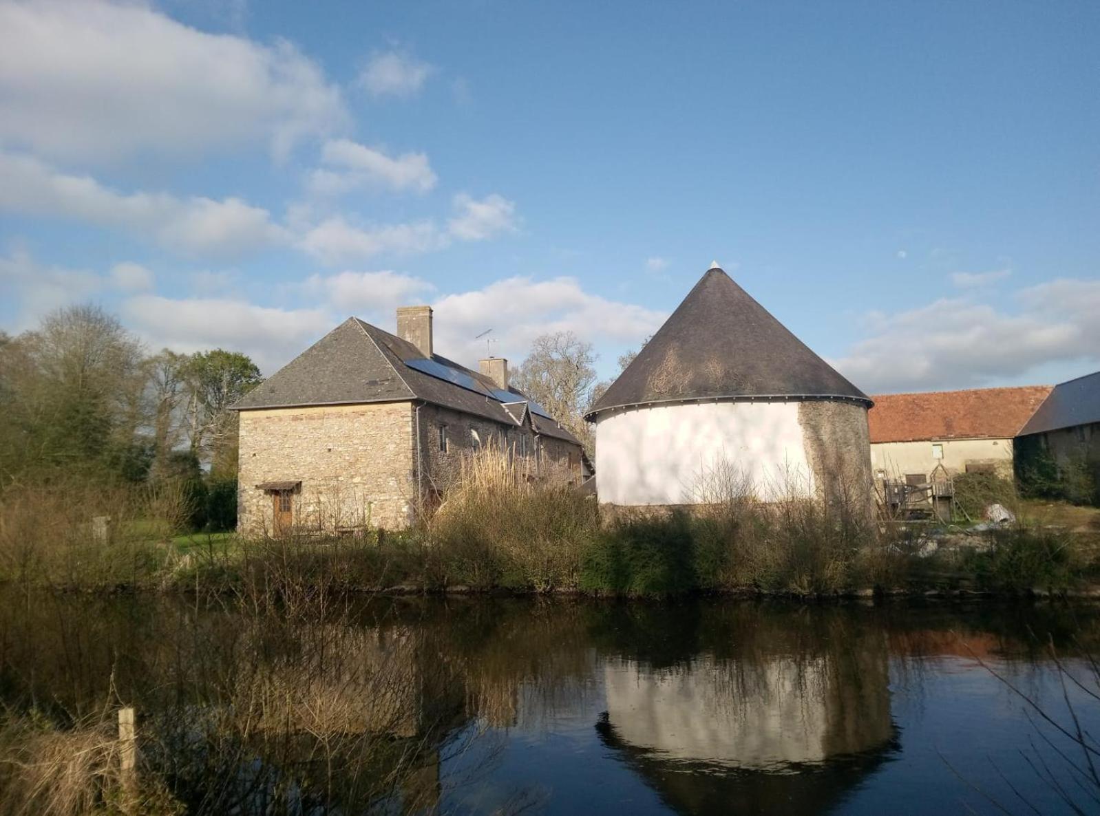 La Synchronicite - Chambres D'Hotes Saint-Sauveur-Villages Εξωτερικό φωτογραφία